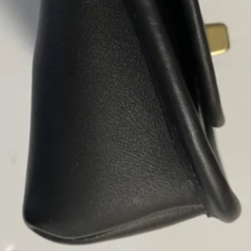 Vintage Coach Mini Bag in BLACK with brass hardware - Picture 6 of 10